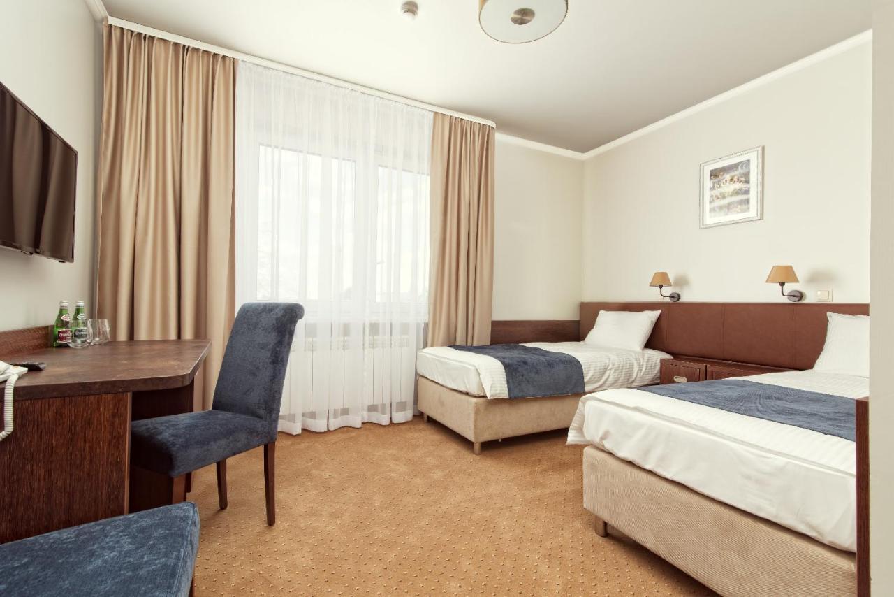 Maestro Inn Krasnystaw Exteriör bild